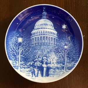 Christmas at the Capitol - Bing & Grondahl Limited Series Plate 1990